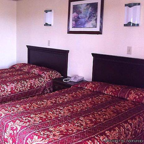Scottish Inns Carrollton Room photo
