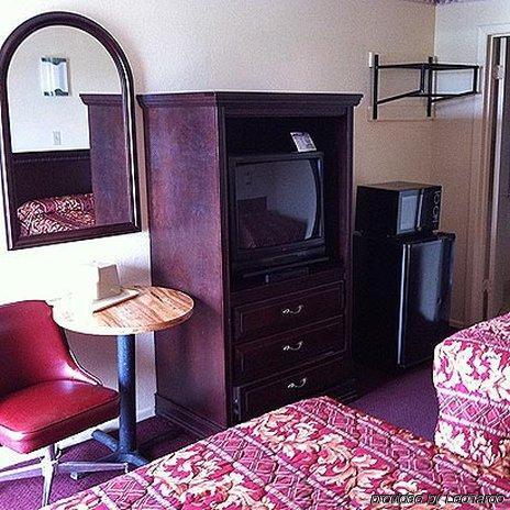 Scottish Inns Carrollton Room photo
